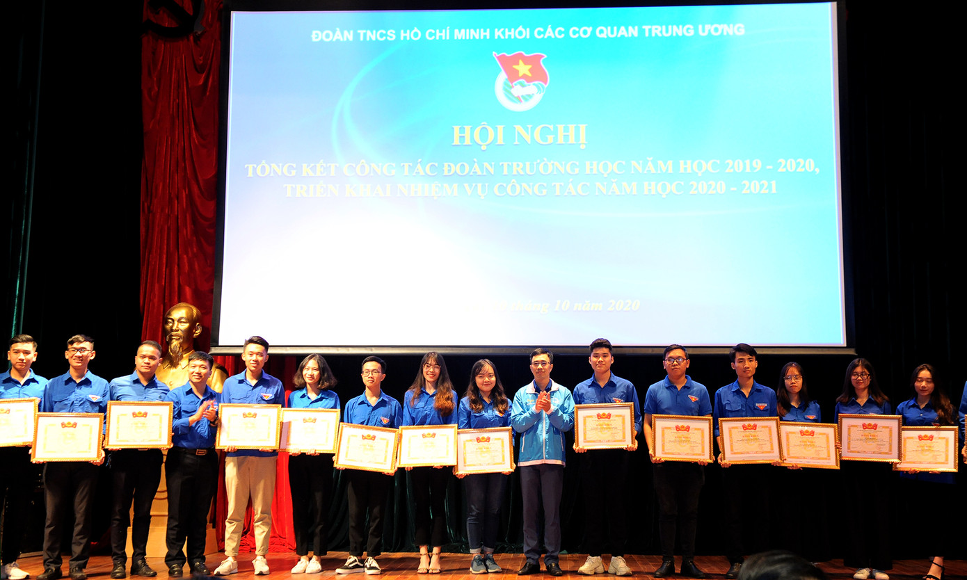 Vận động ít nhất 1 tỉ đồng học bổng hỗ trợ sinh viên ảnh 4