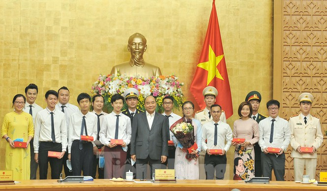 Tiền Phong Golf Championship chắp cánh tài năng trẻ, lan tỏa hình ảnh Việt Nam ảnh 1