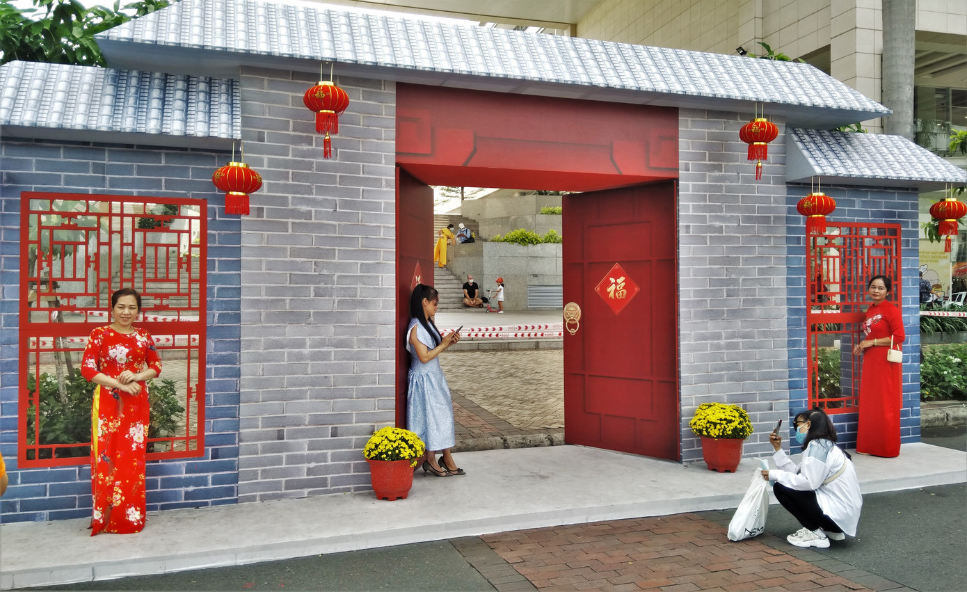 Độc đáo đường xuân đa quốc tịch lần đầu tiên tổ chức ở TPHCM ảnh 10