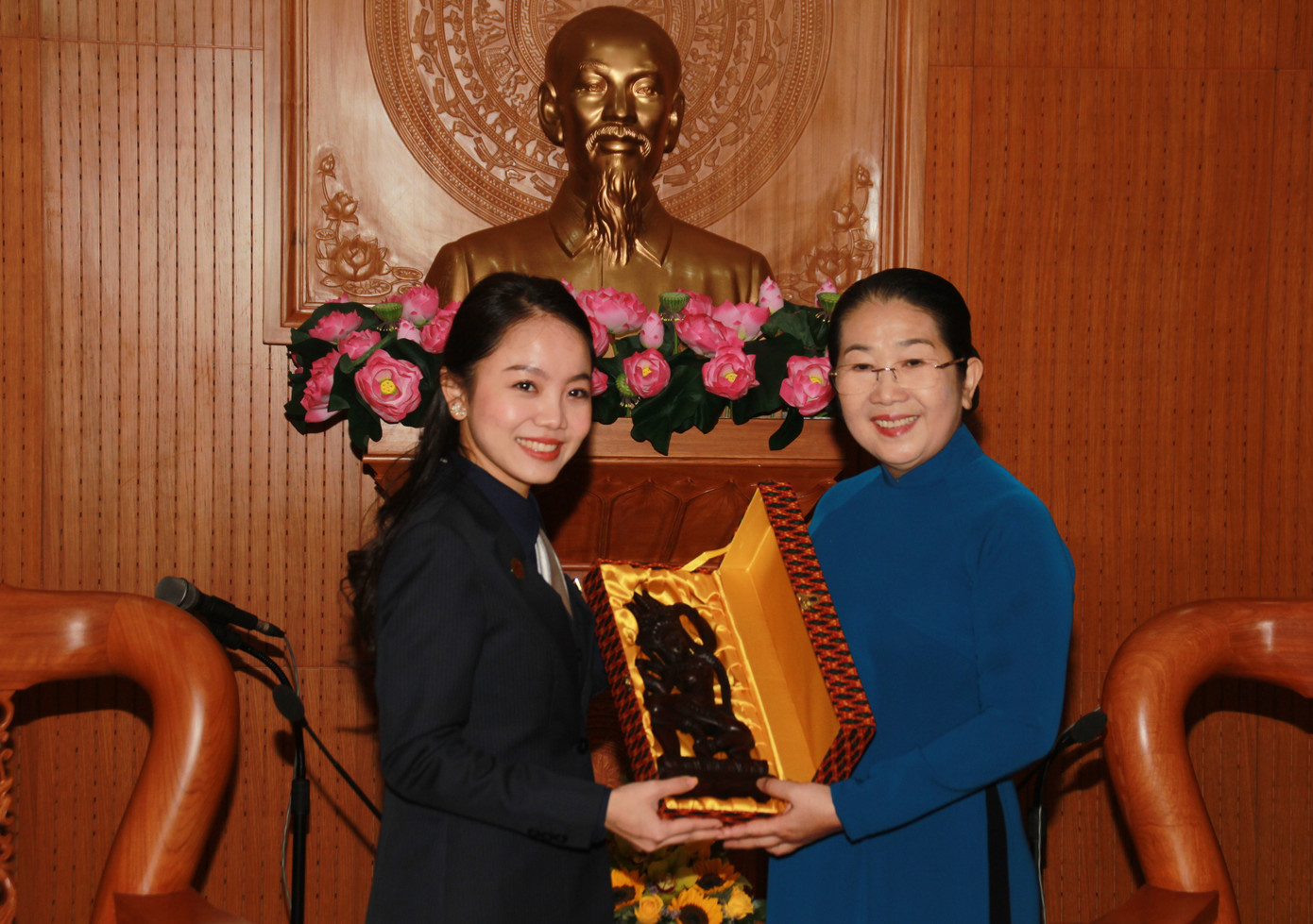 Lãnh đạo Quốc gia các nước tham gia SSEAYP 2019 'thả tim' cùng lãnh đạo TPHCM ảnh 4