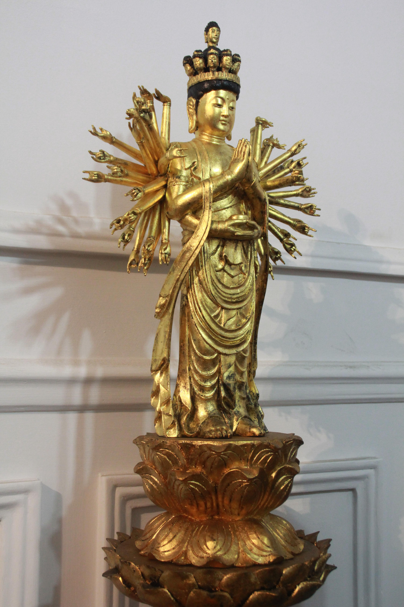 Cận cảnh hơn 100 pho tượng Phật cổ cực quý hiếm đang trưng bày tại TPHCM ảnh 11