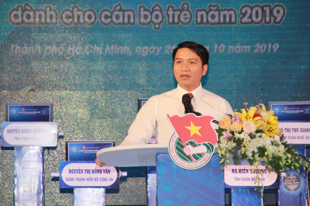 Nguyễn Hà Linh đoạt giải nhất cuộc thi Olympic tiếng Anh cho cán bộ trẻ năm 2019 ảnh 1