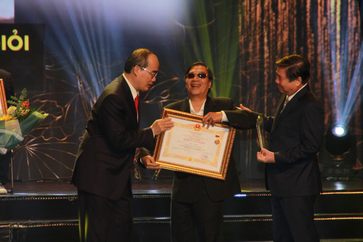 Minh Vương, Thanh Tuấn cùng dàn nghệ sĩ tề tựu ở lễ vinh danh ảnh 6