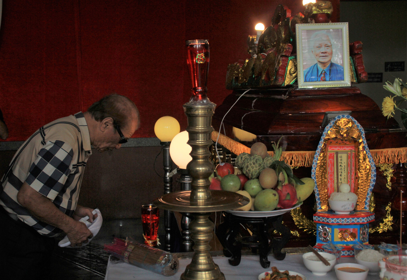 NSND Trần Hiếu, Trần Long Ẩn và đồng nghiệp đến tiễn biệt nhạc sỹ Nguyễn Văn Tý ảnh 9