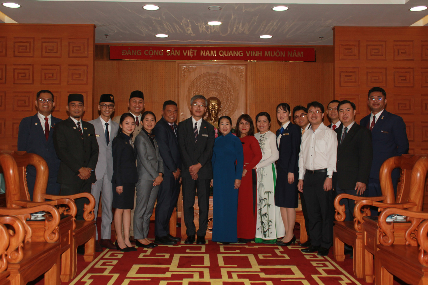 Lãnh đạo Quốc gia các nước tham gia SSEAYP 2019 'thả tim' cùng lãnh đạo TPHCM ảnh 8