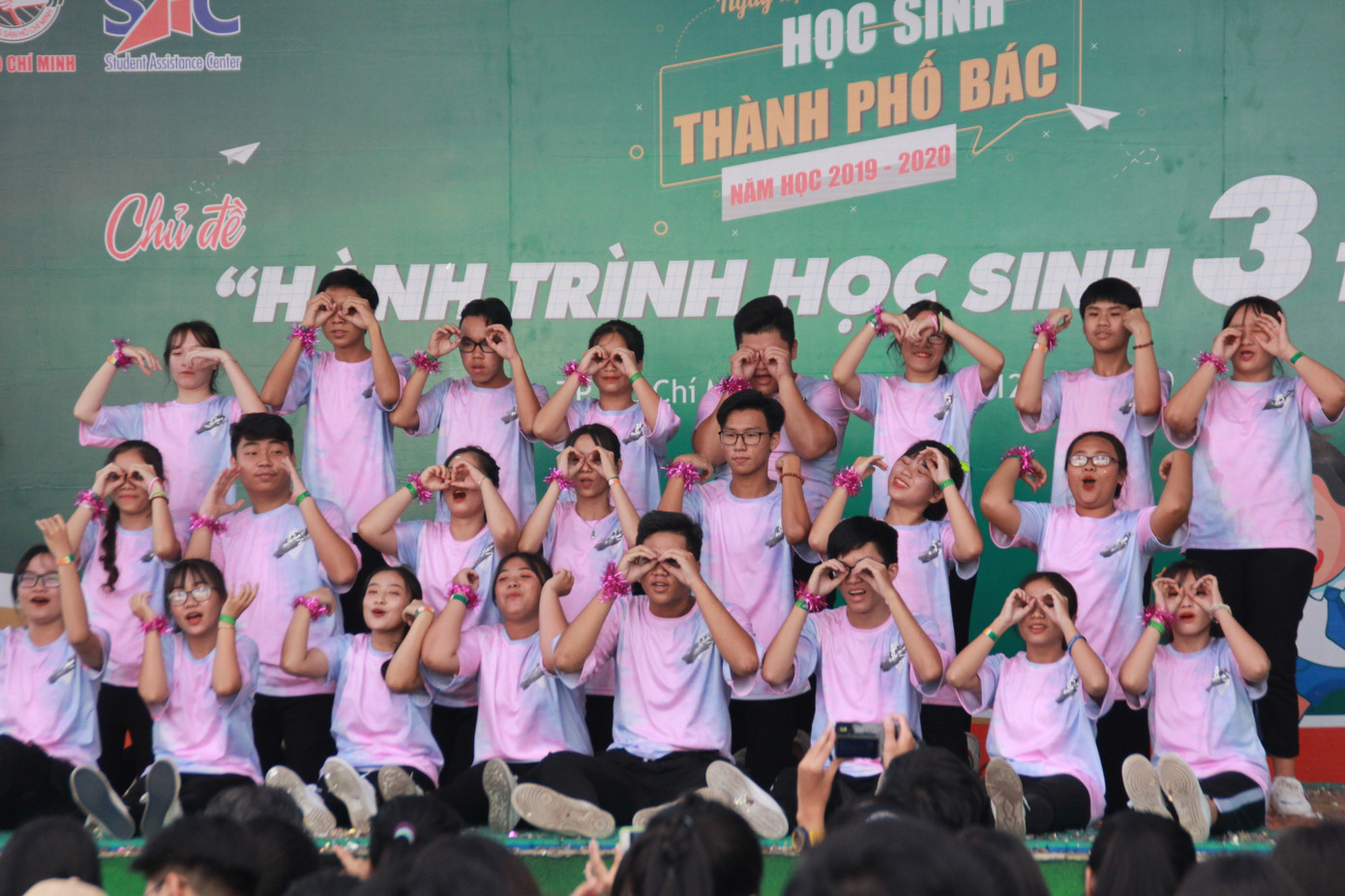 Xem hàng trăm học sinh Sài Gòn bùng nổ, trẻ trung trong các vũ điệu hiện đại ảnh 6