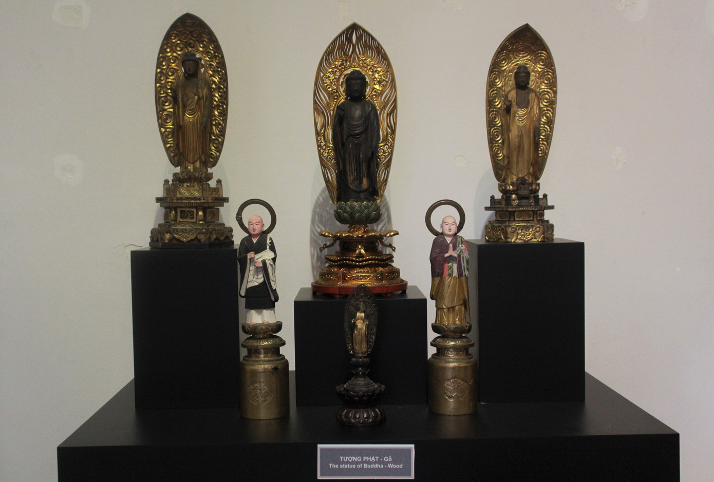 Cận cảnh hơn 100 pho tượng Phật cổ cực quý hiếm đang trưng bày tại TPHCM ảnh 19
