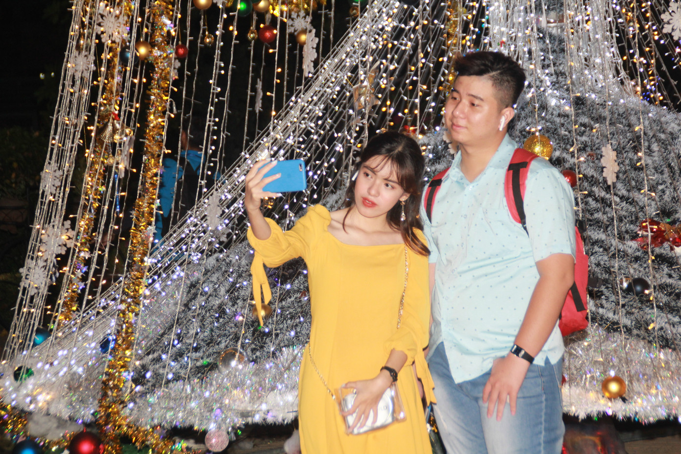 Mê ly với không gian đón Giáng sinh “xịn sò” giữa trường đại học ảnh 7