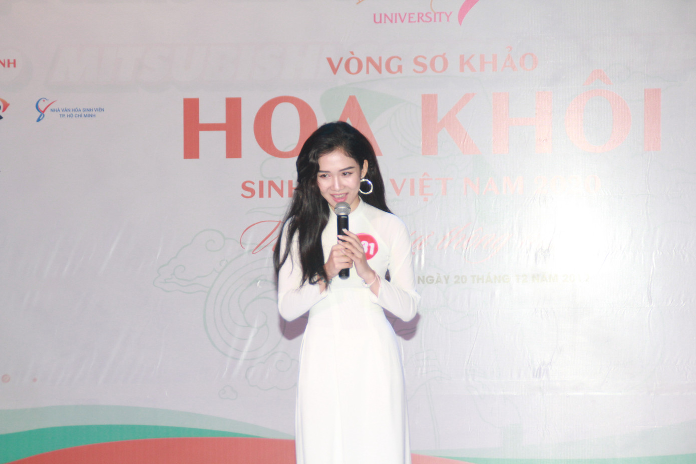 Nữ sinh Chăm mặc áo dài mẹ may thi Hoa khôi Sinh viên Việt Nam 2020 ảnh 8