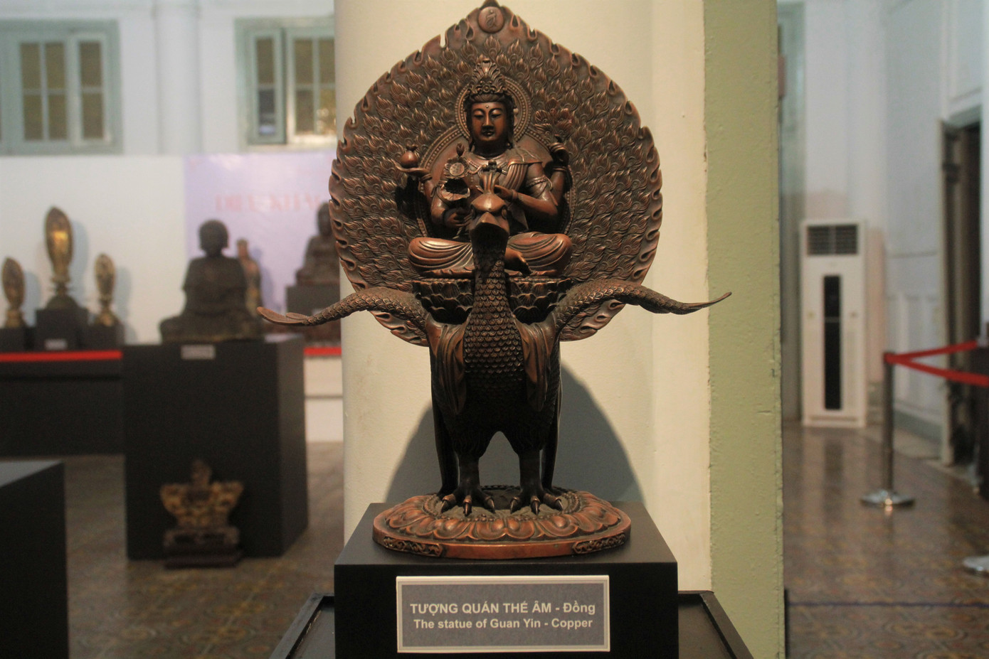 Cận cảnh hơn 100 pho tượng Phật cổ cực quý hiếm đang trưng bày tại TPHCM ảnh 4