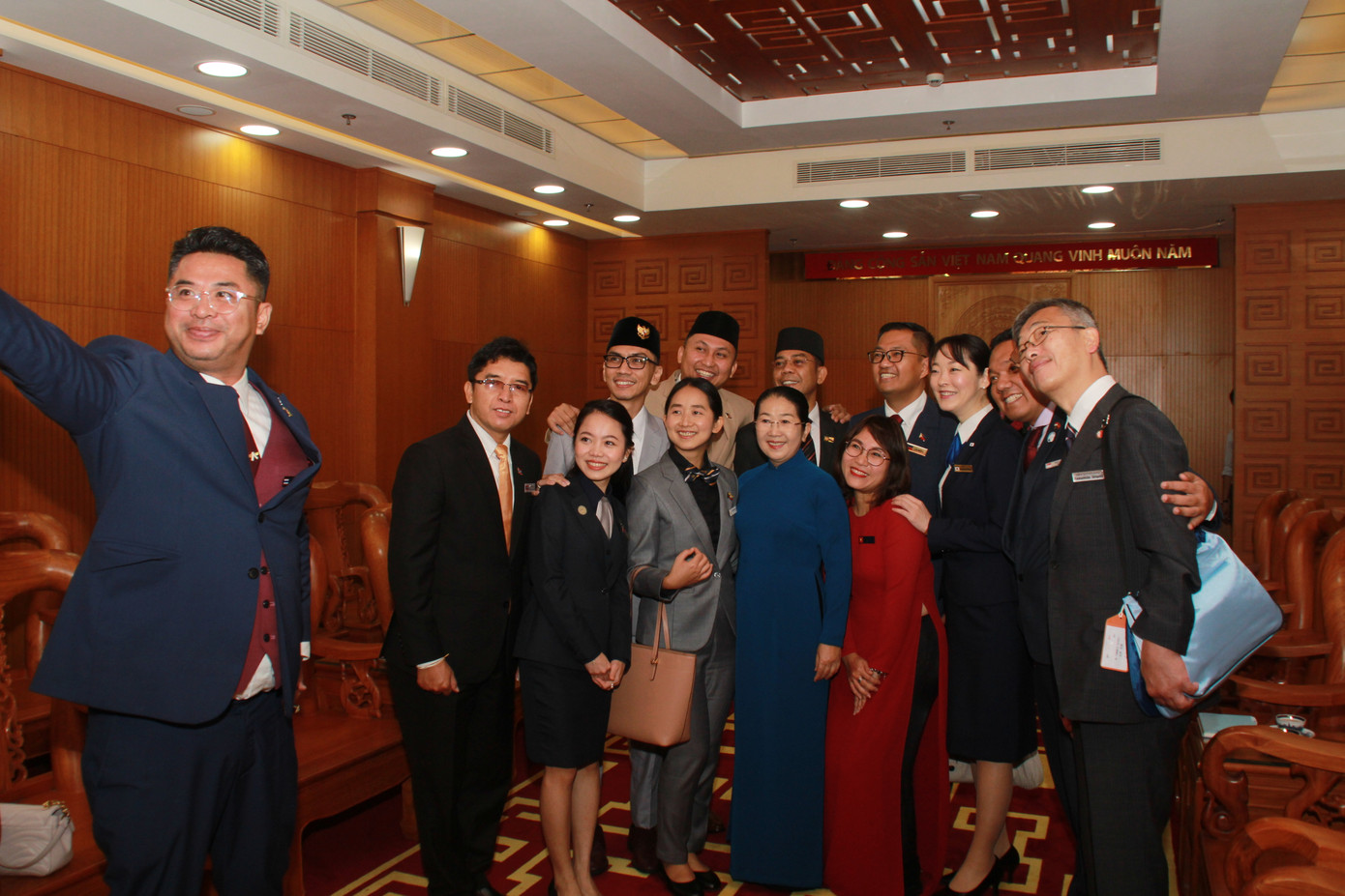 Lãnh đạo Quốc gia các nước tham gia SSEAYP 2019 'thả tim' cùng lãnh đạo TPHCM ảnh 10