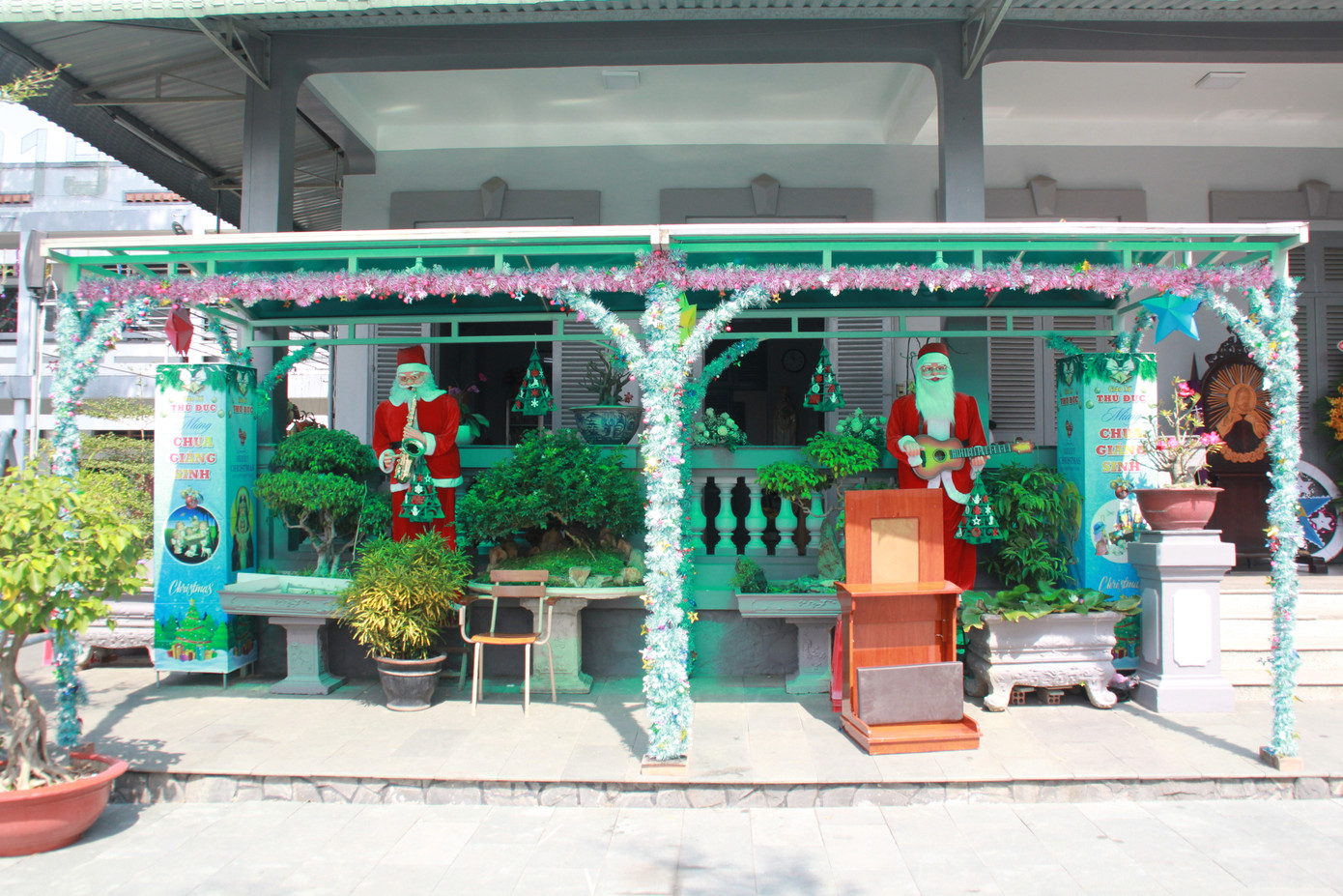 Người Sài Gòn chào đón Noel ảnh 5