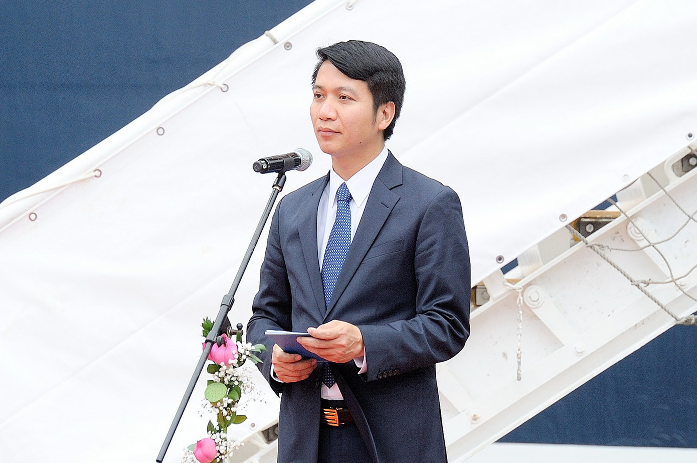 Đại biểu Tàu Thanh niên Đông Nam Á - Nhật Bản bắt đầu lưu giữ kỷ niệm tại TPHCM ảnh 2