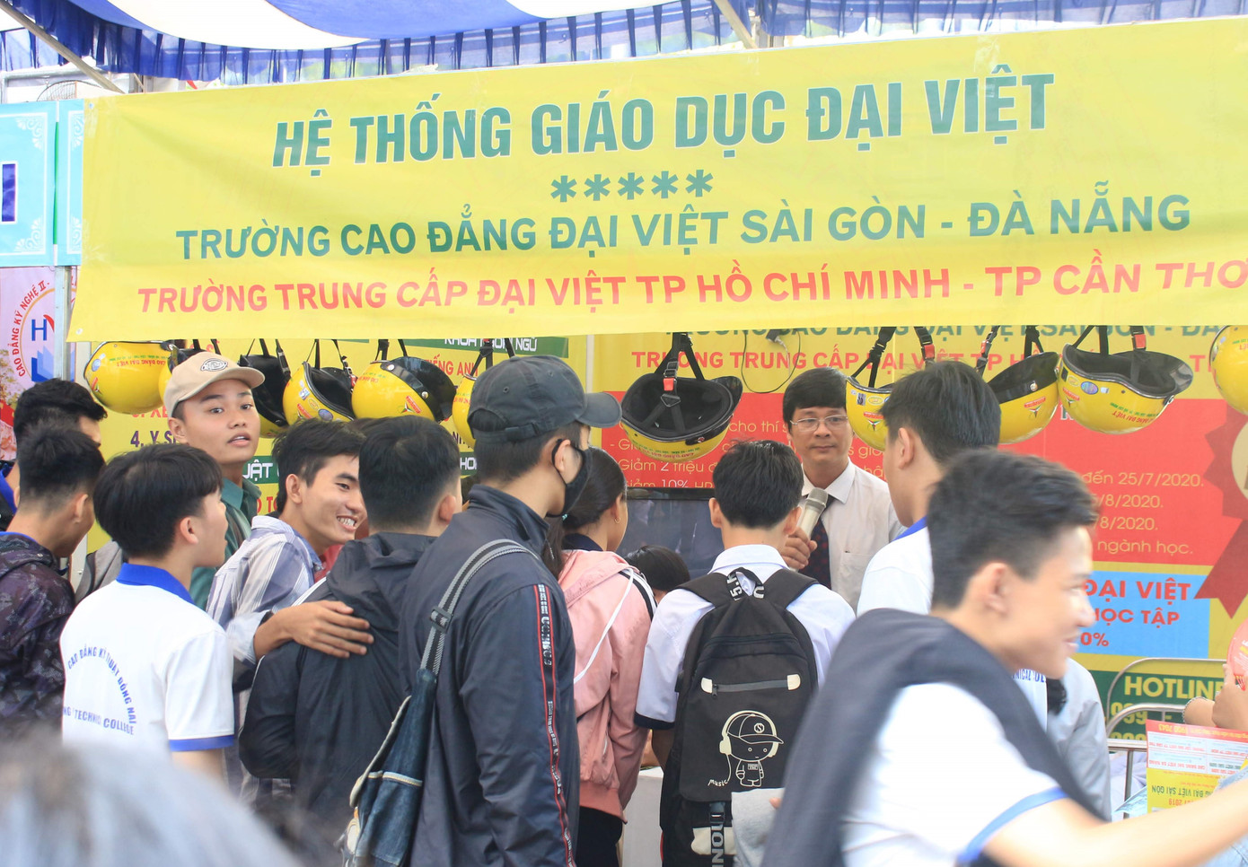 Học sinh sinh viên tìm hiểu, trải nghiệm thực tế nghề nghiệp tương lai ảnh 2