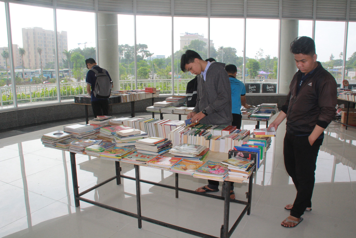 Nhìn gần Nhà Văn hóa Sinh viên TPHCM mới trên 400 tỷ đồng ảnh 9