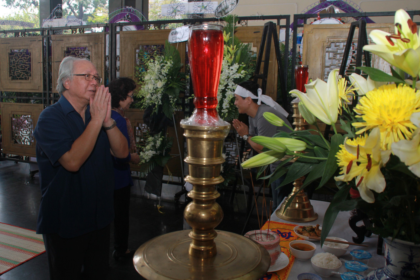 NSND Trần Hiếu, Trần Long Ẩn và đồng nghiệp đến tiễn biệt nhạc sỹ Nguyễn Văn Tý ảnh 12