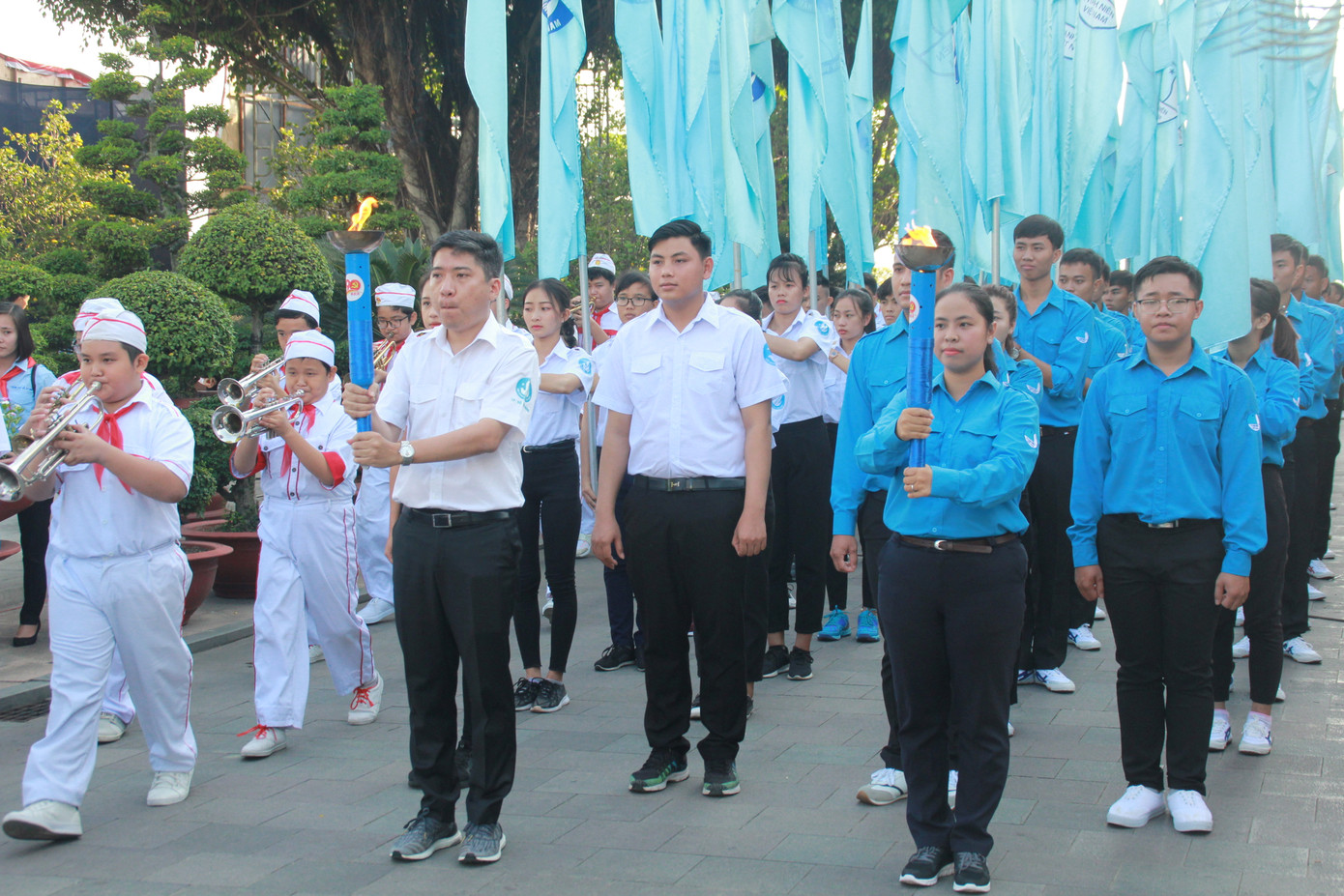 Chủ tịch Hội SVVN TPHCM giữ nhiệm vụ Phó Bí thư Quận ủy Bình Tân ảnh 2