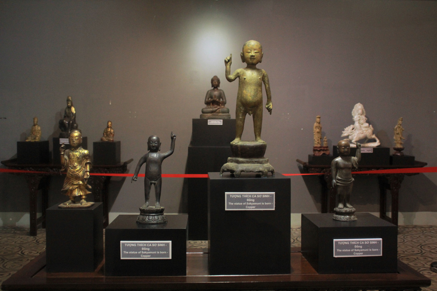 Cận cảnh hơn 100 pho tượng Phật cổ cực quý hiếm đang trưng bày tại TPHCM ảnh 7