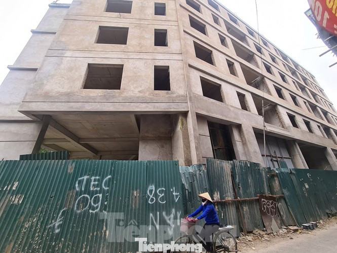 Hé lộ nguồn gốc khu đất 'kim cương' xây nhà cán bộ bỏ hoang ở Hà Nội ảnh 3