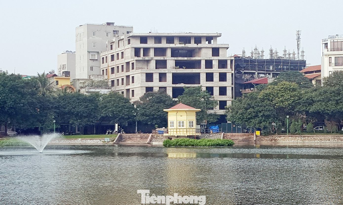 Hé lộ nguồn gốc khu đất 'kim cương' xây nhà cán bộ bỏ hoang ở Hà Nội ảnh 2