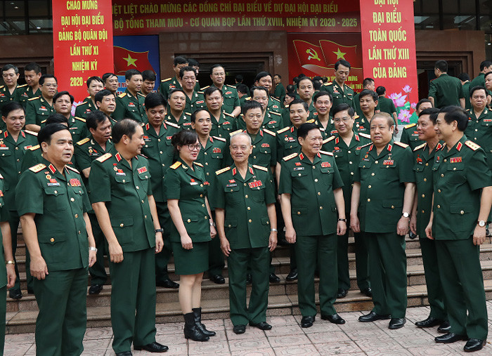 Trung tướng Phùng Sĩ Tấn giữ chức Bí thư Đảng ủy Bộ Tổng Tham mưu ảnh 1