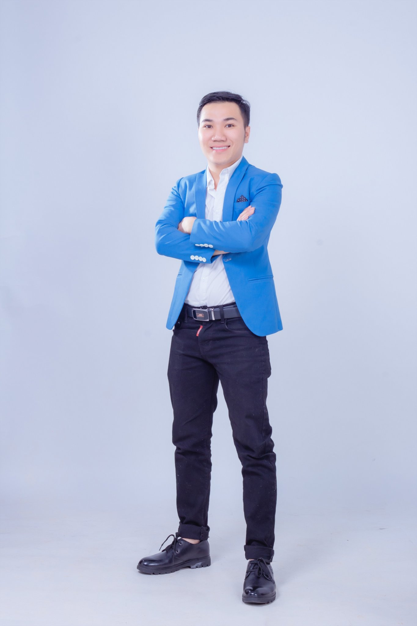 Tuấn Kiệt Store mách quý ông bí kíp phối đồ với áo vest để luôn lịch lãm, phong độ ảnh 2