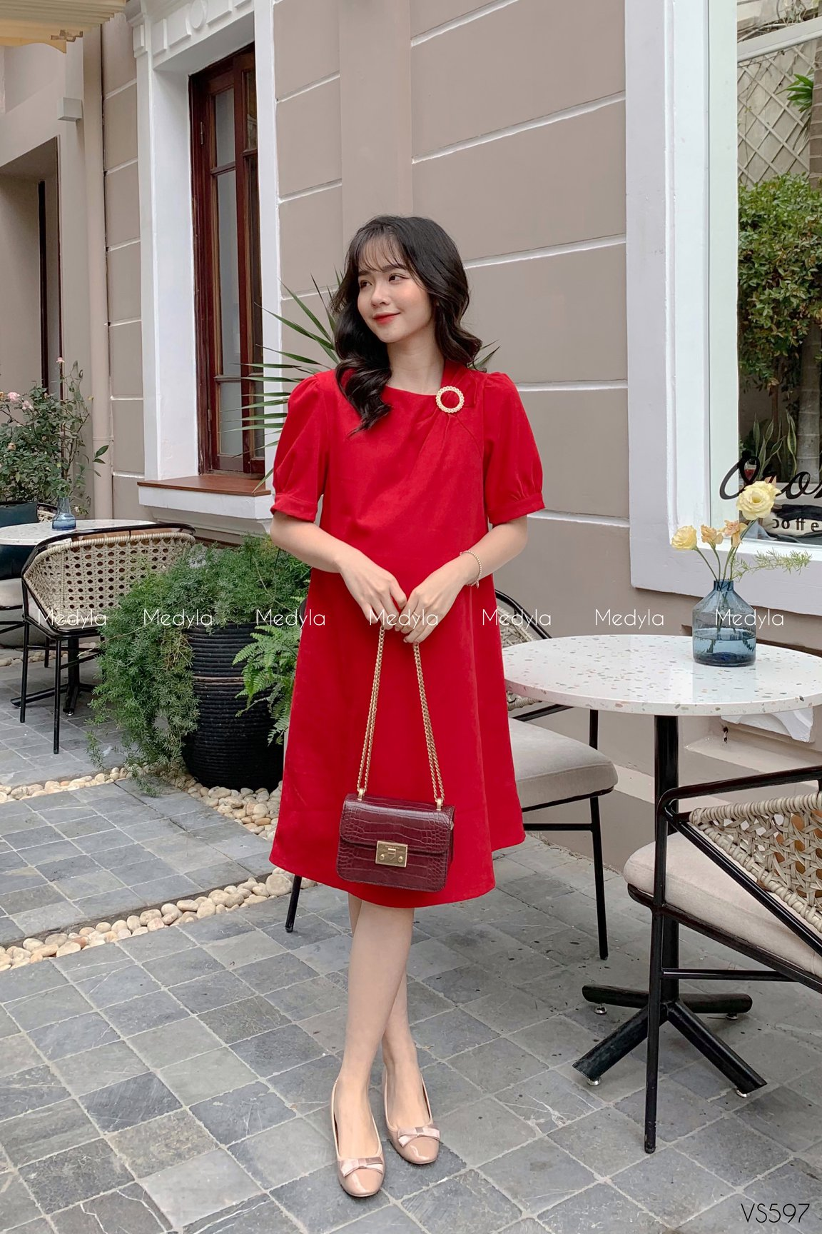 Đầm bầu Medyla Phạm Ngọc Thạch với những mẫu thiết kế phù hợp cho các mẹ bầu ảnh 1