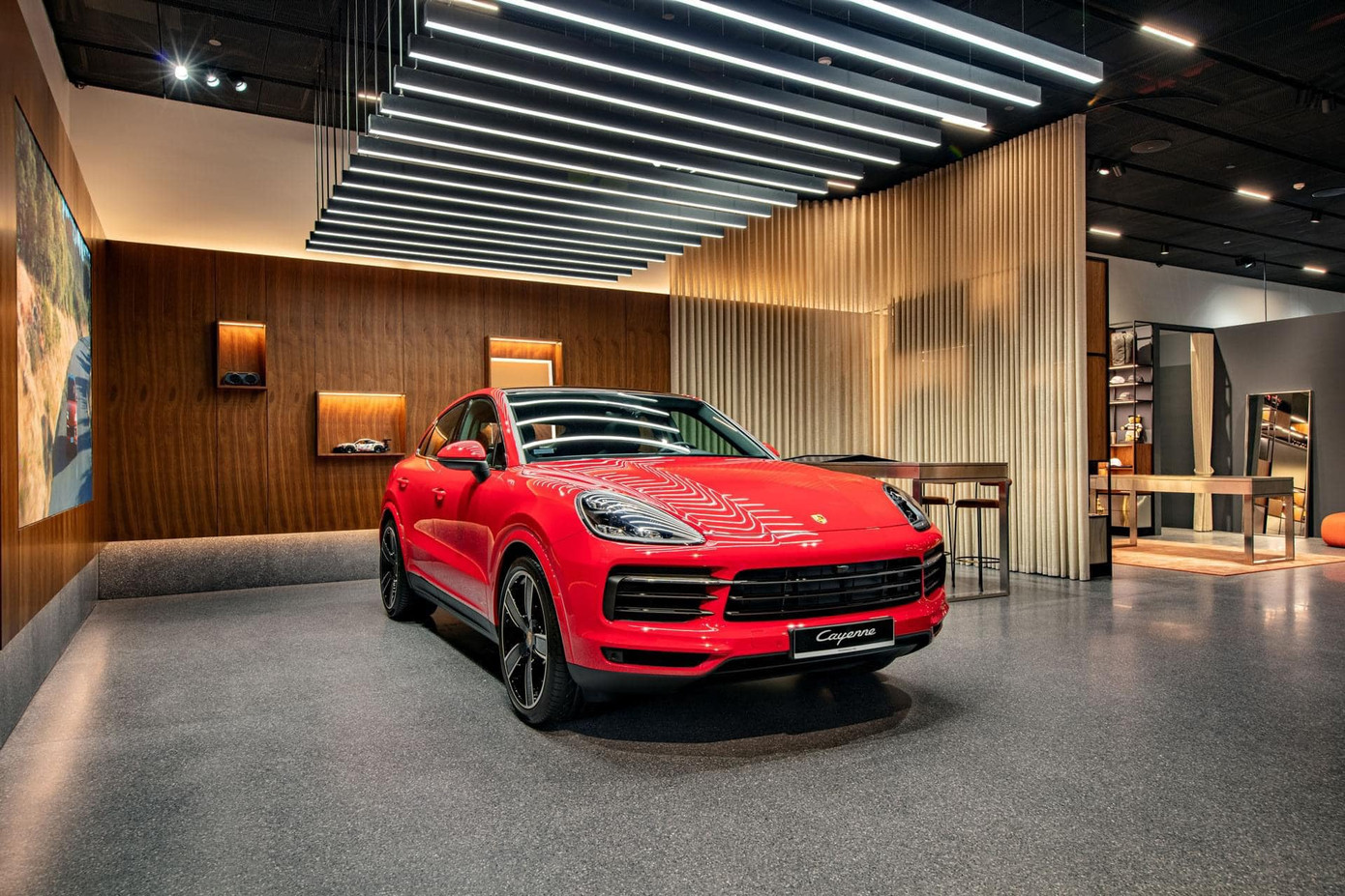 Porsche Studio đầu tiên tại Hà Nội ảnh 2