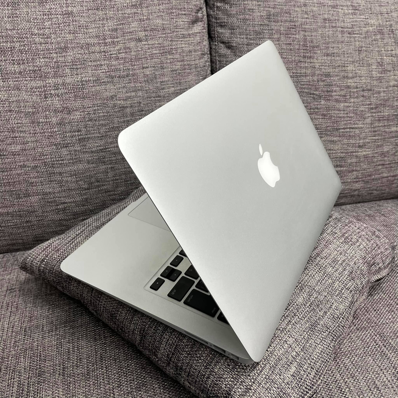 Apple Macbook sản phẩm đáng tự hào của A&T Shop Otsuka ảnh 2