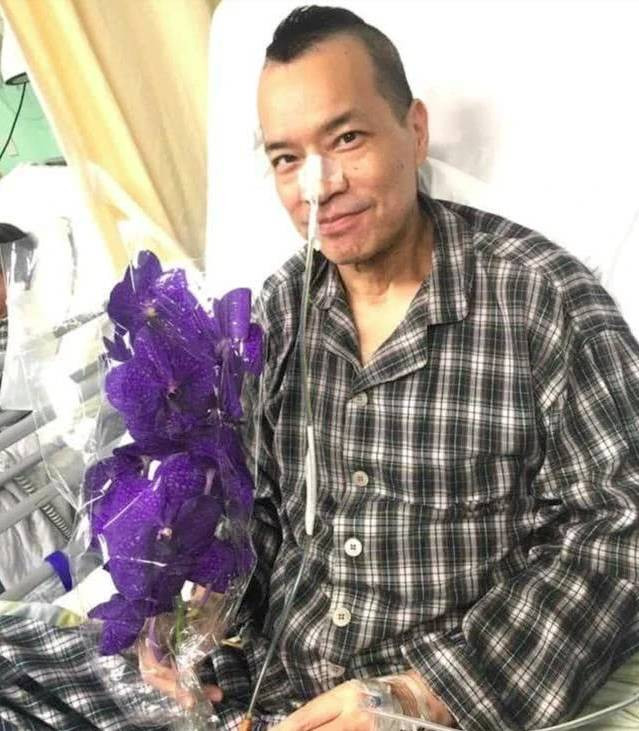 Tài tử 'Anh hùng xạ điêu' thừa nhận đồng tính sau khi bị vợ 'tố' 2 thập kỷ trước ảnh 5