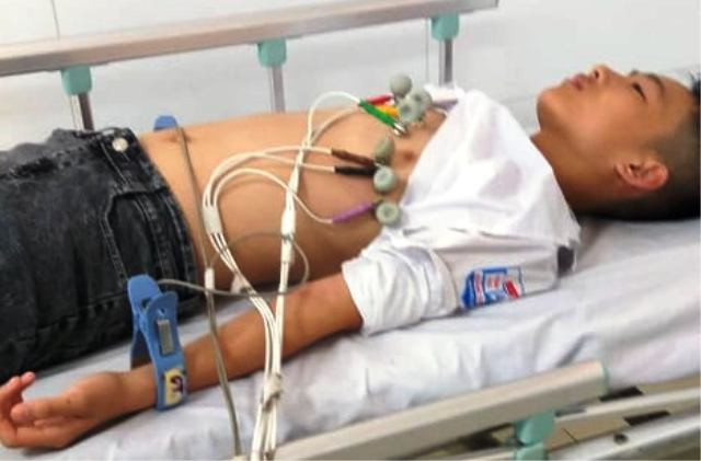 Thầy giáo thể dục bị 'tố' tát học sinh nhập viện ảnh 1