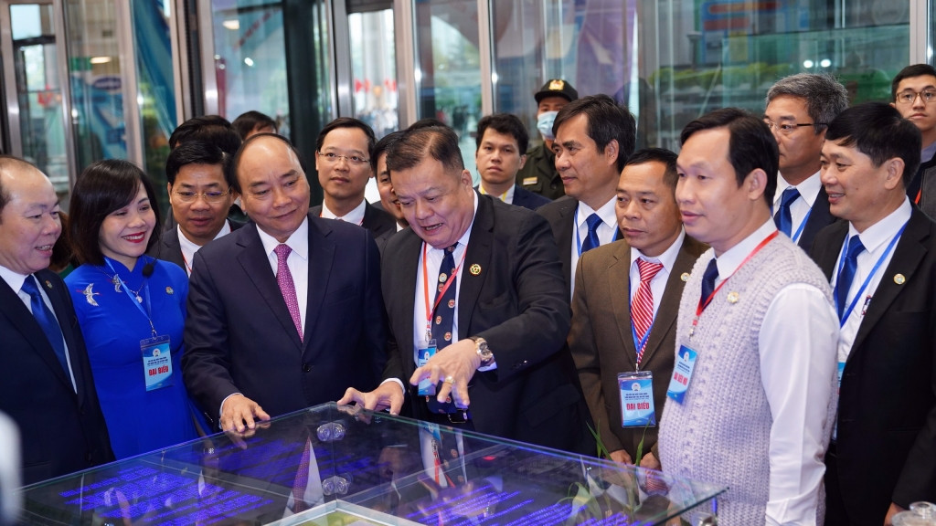 Thủ tướng: Sẽ kịp thời tháo gỡ khó khăn để các hợp tác xã phát triển bền vững ảnh 2