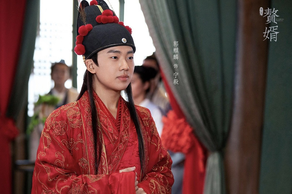 Trương Nhược Quân làm cameo cực hài khi “biến hình” thành Quách Kỳ Lân trong phim “Ở Rể” ảnh 2