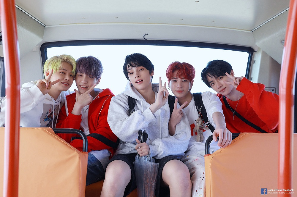 Cảm ơn đã trở thành idol và xuất hiện khi mình cần các cậu nhất! (Ảnh: BigHit Ent.) Trong thế giới fangirl: TXT mang theo “vitamin Tubatu” đã xuất hiện vào lúc mình cần nhất ảnh 5
