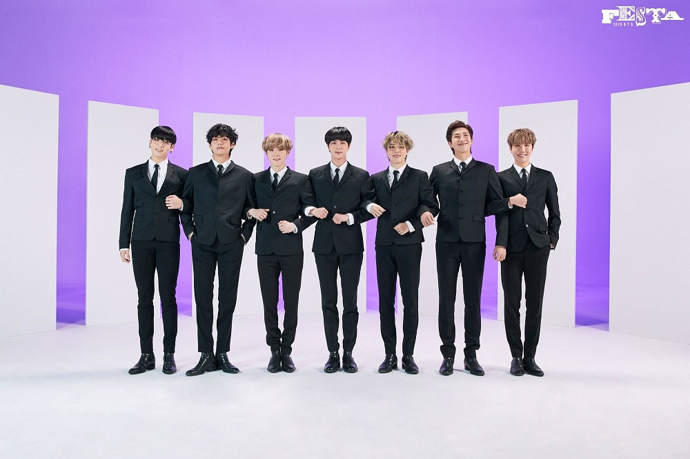 Trong thế giới fangirl: BTS là Mikrokosmos - “vũ trụ bé nhỏ” của riêng tớ ảnh 2