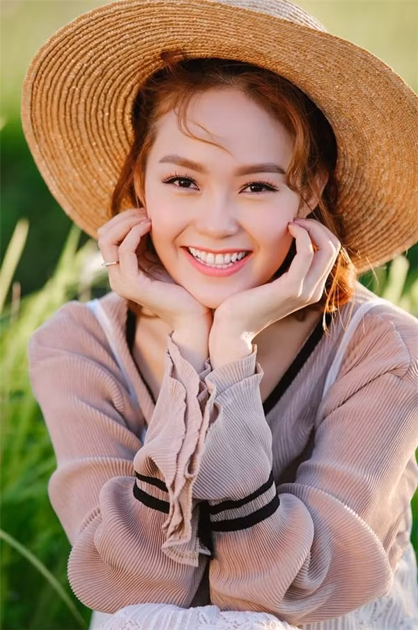Trong thế giới fangirl: Tuổi thơ tôi tràn đầy sắc màu vì Minh Hằng và âm nhạc của chị ảnh 4