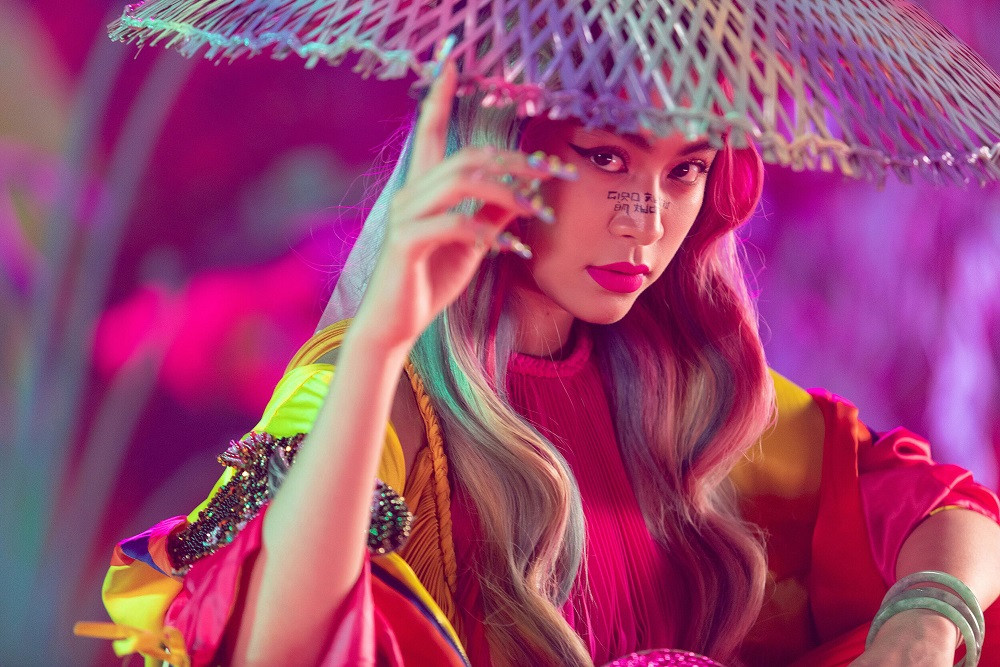 Trong thế giới fangirl: Hoàng Thùy Linh thành công mang văn hóa Việt vào nhạc trẻ ảnh 3