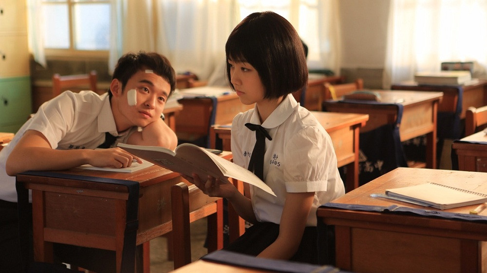 Tình cảm chúng mình dành cho nhau, hồn nhiên mà thơ dại. Bạn đọc sáng tác: Không có hàng ghế đá cuộc đời để chúng mình được ngồi cạnh nhau ảnh 2