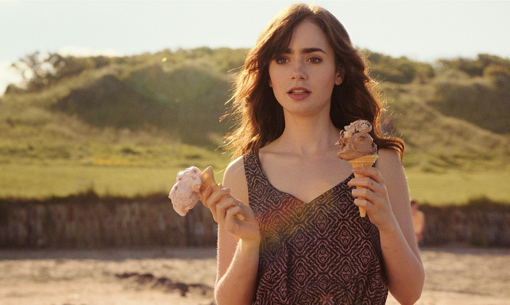 Lily Collins và những bộ phim hóa thành “nàng thơ” xinh đẹp nhất ảnh 7