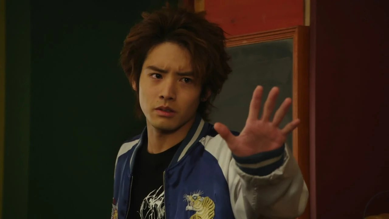 Akaso Eiji của “30 Tuổi Còn Zin“: Thành công nhờ thực lực chứ không chỉ ngoại hình ảnh 7