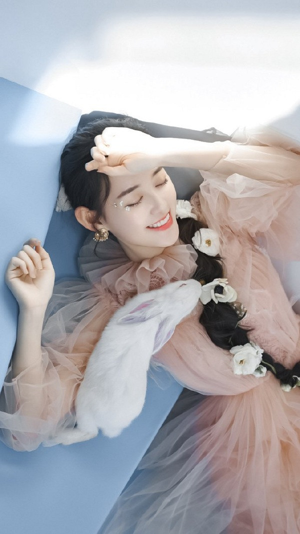 Những “công chúa nhỏ” của showbiz Hoa ngữ dậy thì thành công: Dương Tử gây bất ngờ nhất! ảnh 17