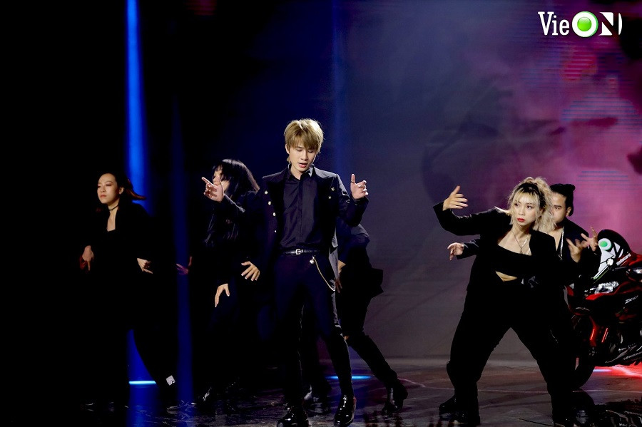 Trong thế giới fangirl: Jack của Đóm luôn là một cậu con trai rất ngọt ngào, tự hào lắm! ảnh 2