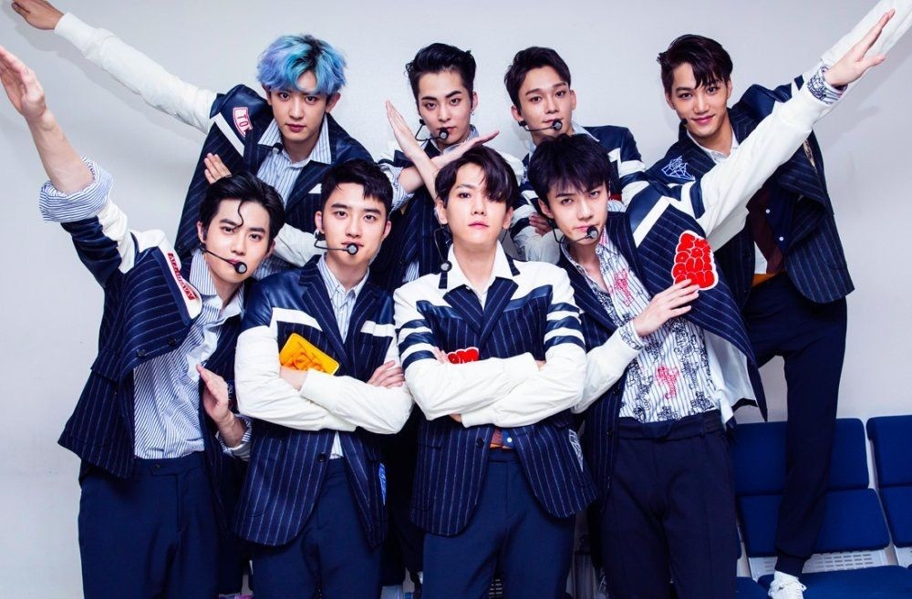Trong thế giới fangirl: EXO là trang sách thanh xuân, giở trang nào cũng thấy hạnh phúc ảnh 2