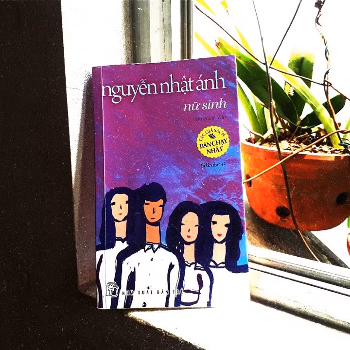 “Nữ sinh” của Nguyễn Nhật Ánh: Mãi là phù sa bồi đắp cho những tâm hồn tuổi trẻ ảnh 2