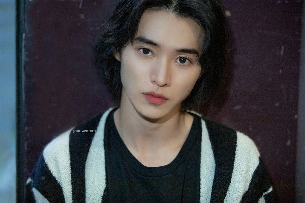 Yamazaki Kento là một trong những diễn viên trẻ nổi tiếng nhất nhì ở Nhật Bản. Yamazaki Kento và những phim phải xem: Không còn là hoàng tử học đường chỉ đẹp mà mặt đơ ảnh 1