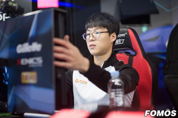 Trong thế giới fangirl: Xin lỗi Smeb vì đến muộn, hành trình tới hãy cùng đồng hành nhé! ảnh 1