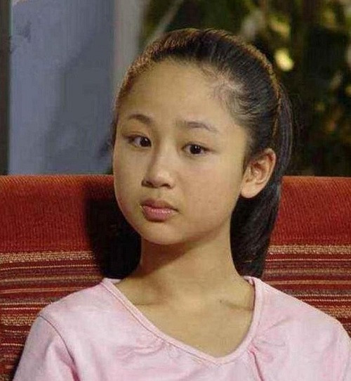 Những “công chúa nhỏ” của showbiz Hoa ngữ dậy thì thành công: Dương Tử gây bất ngờ nhất! ảnh 1