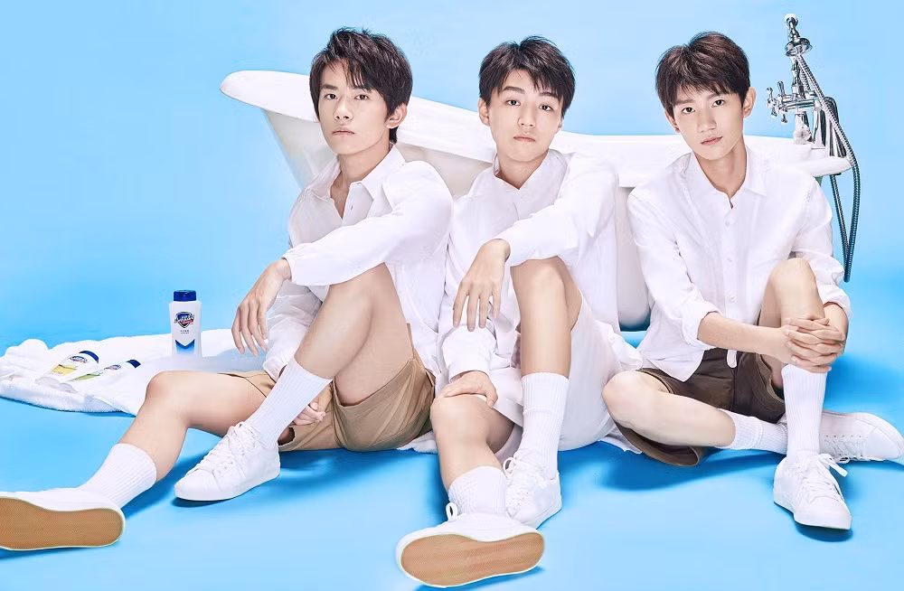 Trong thế giới fangirl: TFBOYS - Ba người đồng hành, vạn năm bất biến! ảnh 2