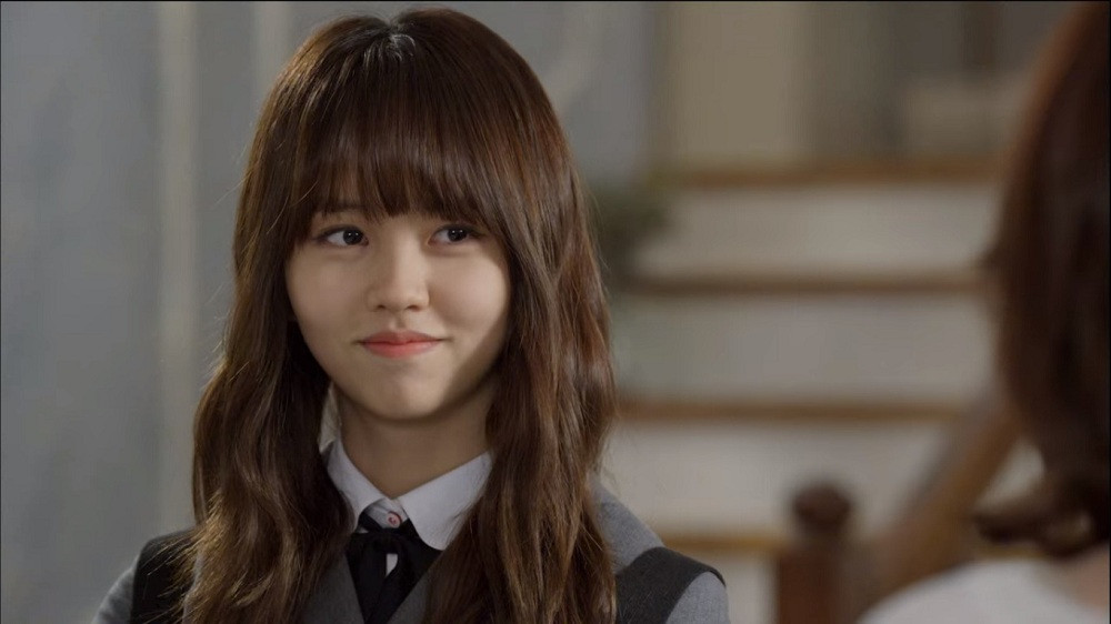 Diễn hai vai xuất sắc trong “Sông Đón Trăng Lên”: Kim So Hyun đã từng làm điều này rồi! ảnh 6
