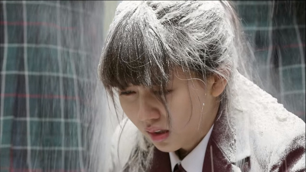 Diễn hai vai xuất sắc trong “Sông Đón Trăng Lên”: Kim So Hyun đã từng làm điều này rồi! ảnh 7